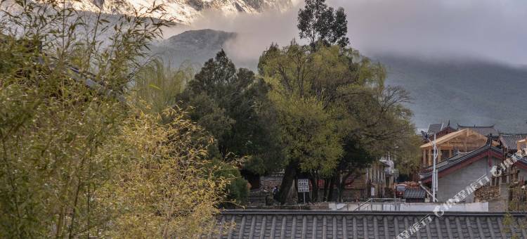 丽江厚苑Nguluko|日照金山·雪山全景·设计师美学酒店图片