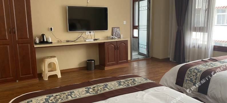 丹巴藏香韵商务酒店图片