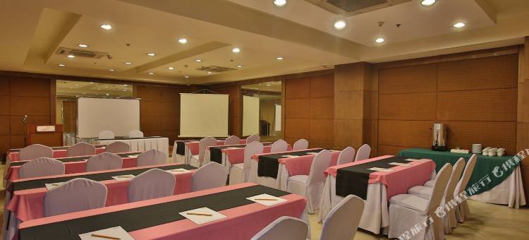 马卡蒂皇冠丽晶酒店(Crown Regency Hotel Makati)图片