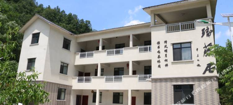 豫西大峡谷星空房车民宿图片