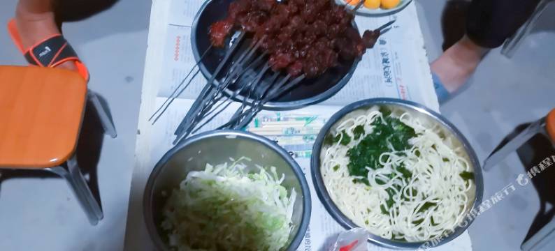 遇见楼兰青年旅舍(若羌库尔干路店)图片