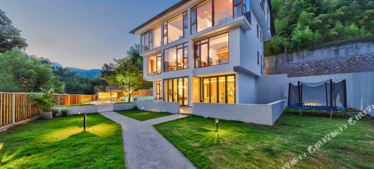 莫干山奢隐度假民宿(庾村广场店)图片