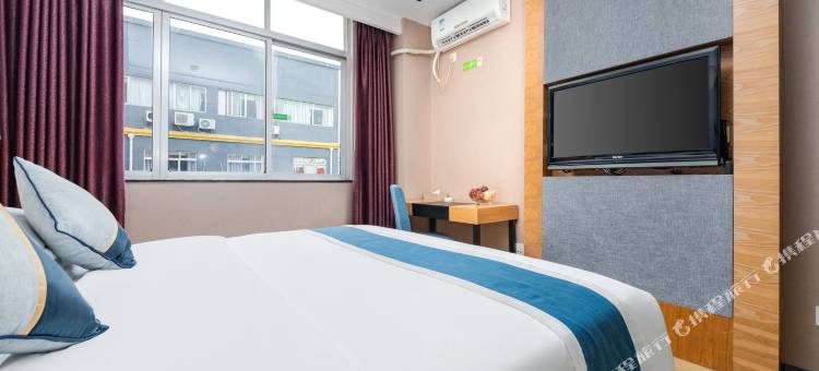 精通酒店(南宁国际会展中心青秀万达金湖地铁站店)图片