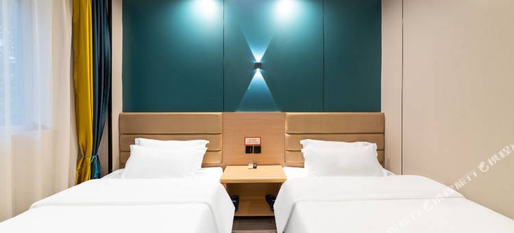 锐思特酒店(万达广场店)图片