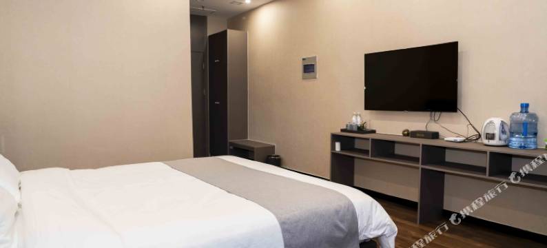 国悦假日酒店(齐河欧乐堡店)图片