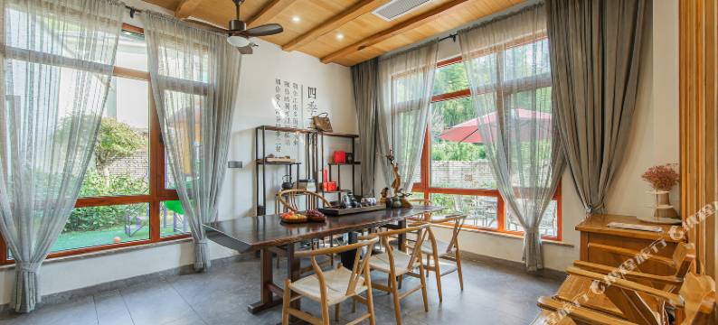安吉绿庭·温泉度假野奢竹景villa美宿(余村两山景区店)图片
