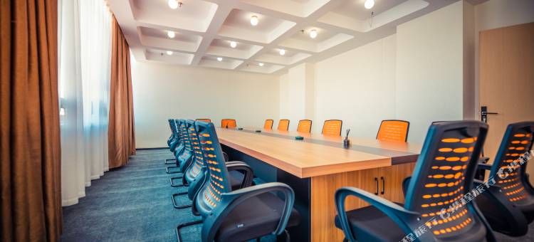 白银欧资尚品酒店图片