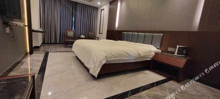 陆丰南龙大酒店图片