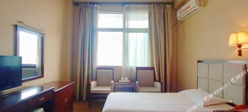 凯旋电力大酒店(武当山玉虚宫步行街店)图片