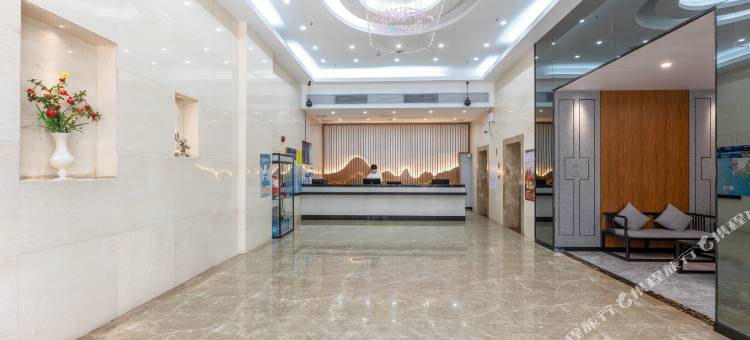 文星酒店(珠海香洲车站日月贝歌剧院店)图片