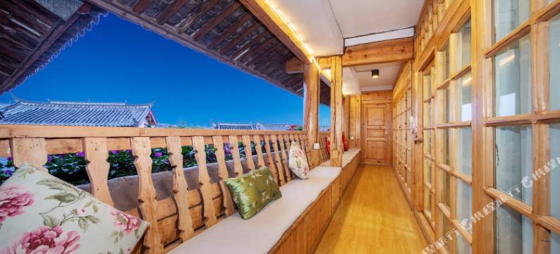 大花猫·花海治愈系·浪漫主义设计花苑民宿(丽江古城四方街店)图片