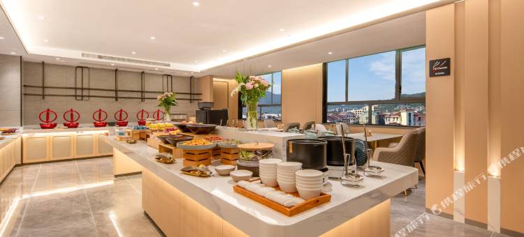 横店万盛南街亚朵X酒店图片