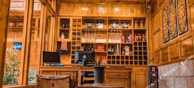 香格里拉尼旺宗别院图片