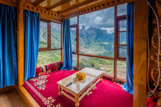 迭部扎尕那诺尔宗民宿(达日观景台店)