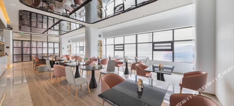 济南大明湖东关大街亚朵X酒店图片