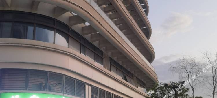 衢州依家公寓(高铁站万达广场店)图片