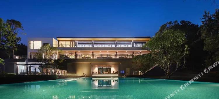 心宿24里度假村落图片