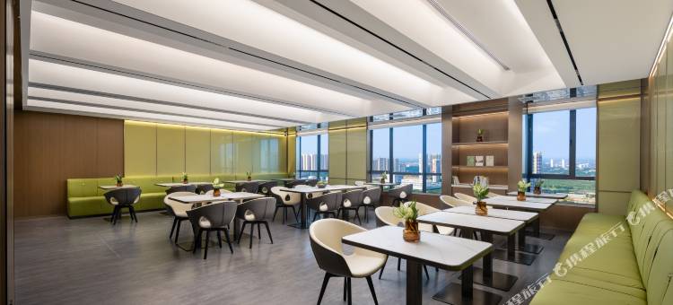 北海银滩大道亚朵酒店图片