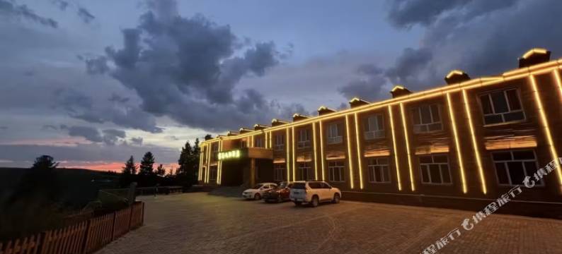 紫芸凤池酒店(一万泉景区店)图片