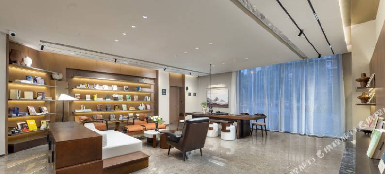 成都温江凤溪河地铁站亚朵酒店图片