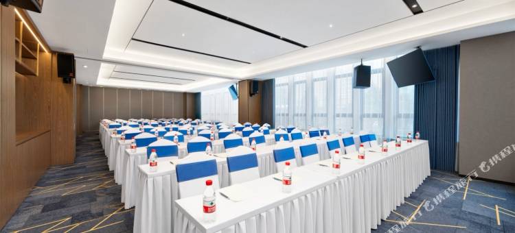 凯里亚德酒店(保定东站河北大学新校区店)图片