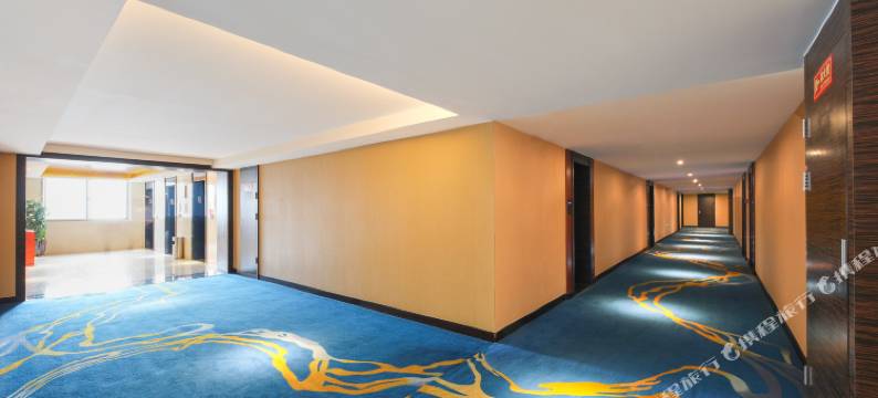 贵阳圣丰酒店(河滨公园甲秀楼店)图片