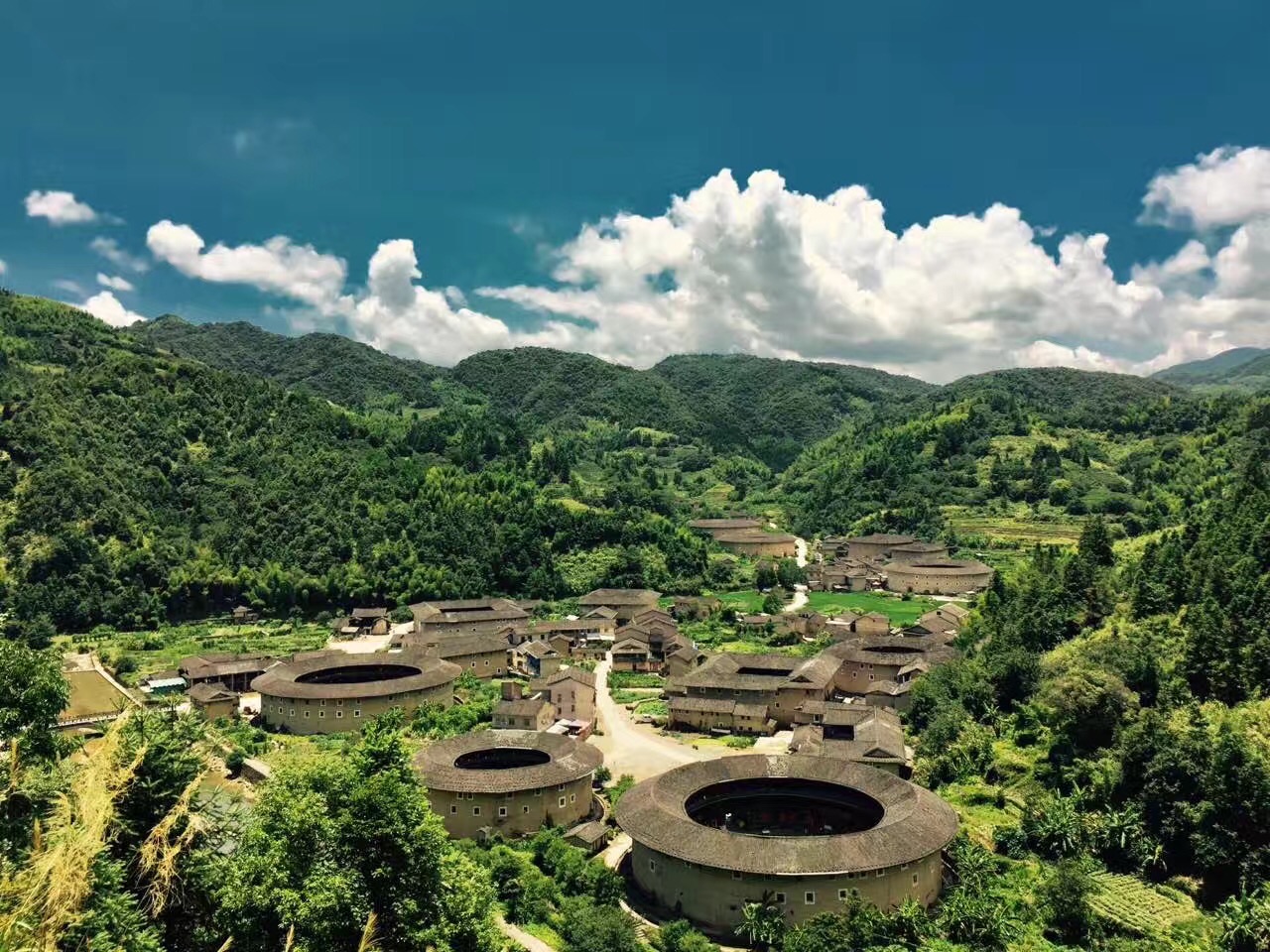 Floral Hotel·Yunxi Manyue hotel (Yunshuiyao Center Waterwheel Branch)Over view