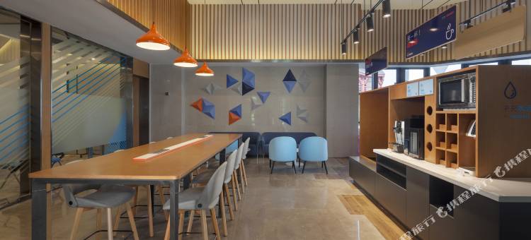 平湖智选假日酒店图片