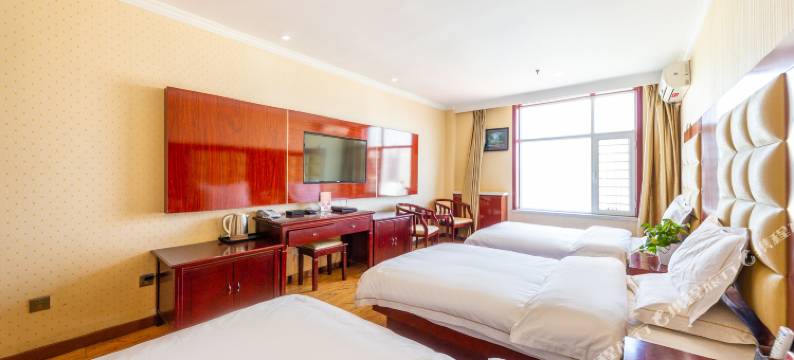 西宁城中世贸宾馆图片