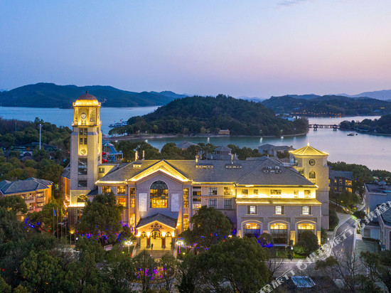 天目湖静泊湖景度假酒店