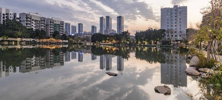 福州三坊七巷南门兜地铁站亚朵酒店图片