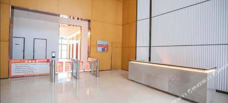 澎湖湾Loft轻奢公寓酒店(南昌西站琥珀园店)图片