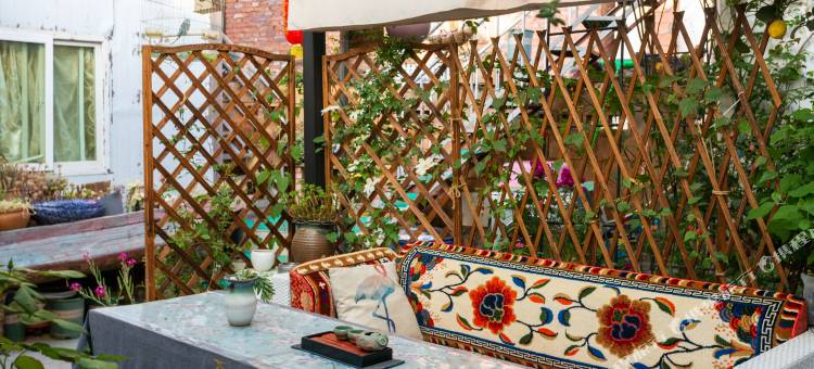 泸沽湖六间房私人庭院湖景民宿图片