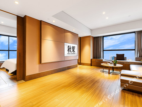 秋果酒店(长春生态广场会展中心净月大学城店)