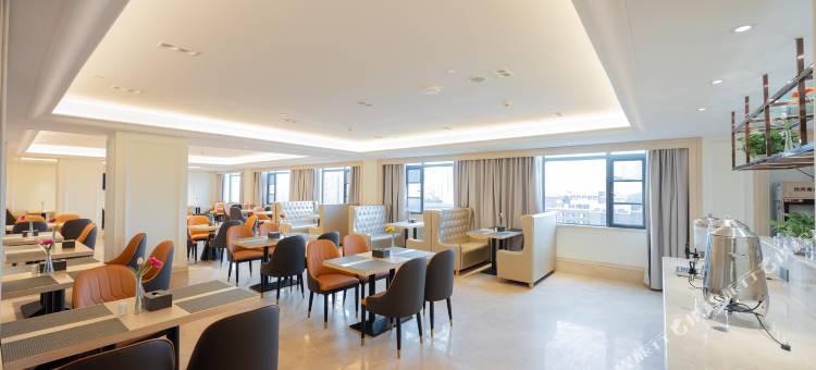 维也纳国际酒店(武汉庙山理工学院店)图片