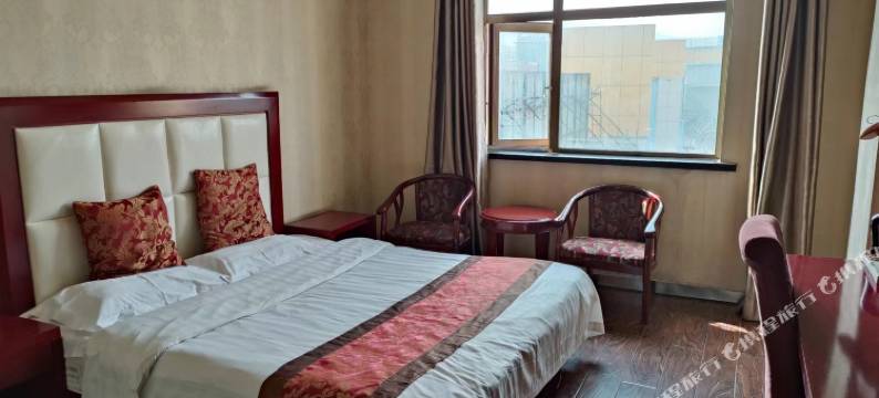 鑫柜商务酒店(石嘴山大武口步行街店)图片