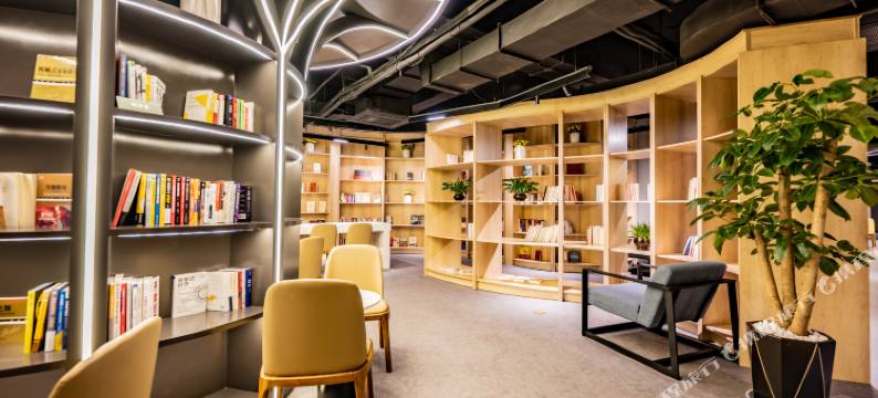 昆明星耀酒店(新亚洲体育城店)图片