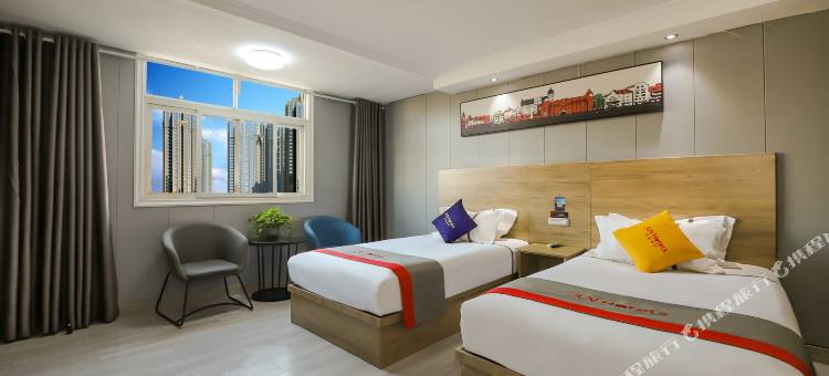 铂悦连锁酒店(人民路漯河市第二高级中学店)图片