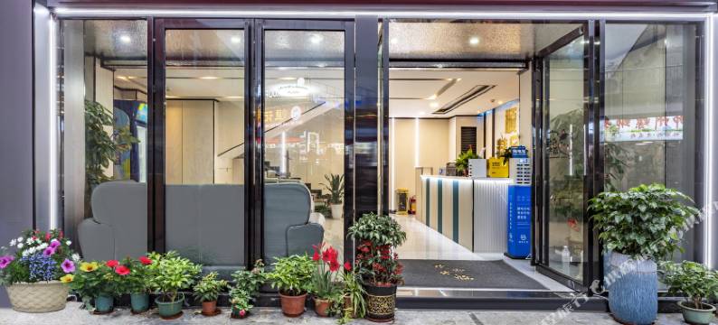 广州顺荣酒店(奥体中心黄村地铁站店)图片