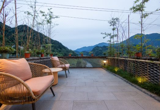 Wawushan Qingxuan HomestayHotel Overview