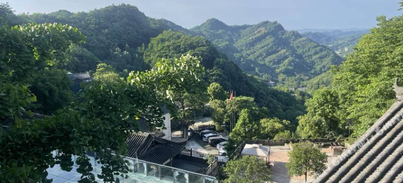 青城山睿宏酒店图片