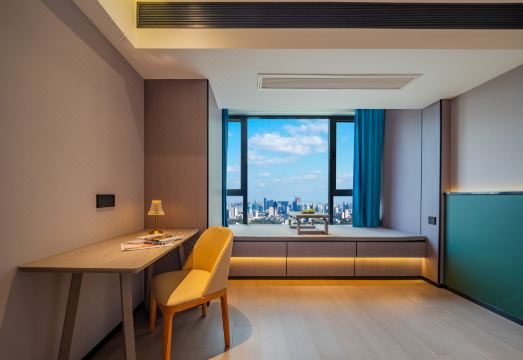 MO·Meicheng Hotel (Xi'an Foreign Affairs College Zhangba North Road Subway Station) Hotel Overview