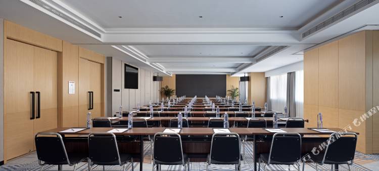 自贡高新绿地希尔顿花园酒店图片