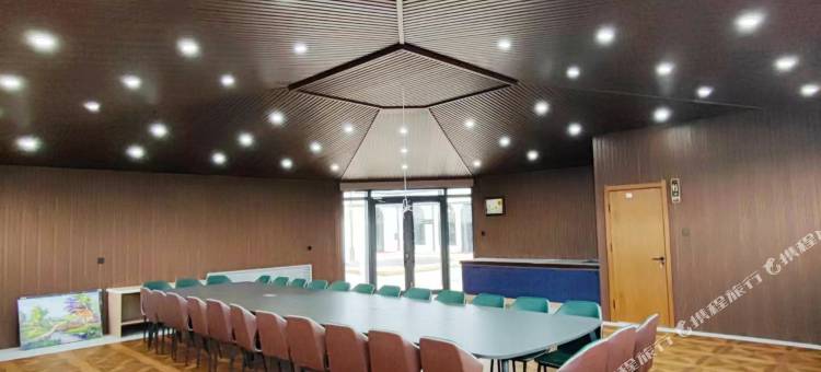 品悠然·鱼米乡里假日酒店图片