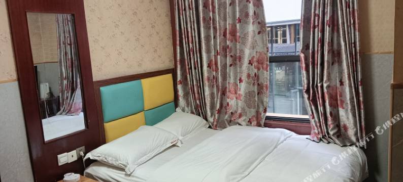 马尔康明珠商务宾馆图片