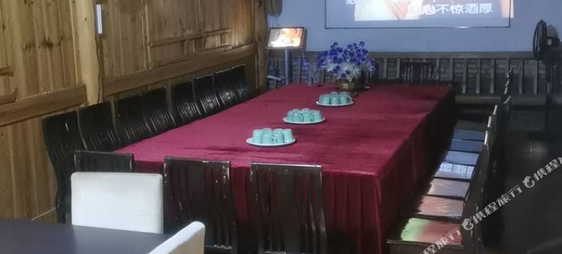 龙泉路人山庄图片