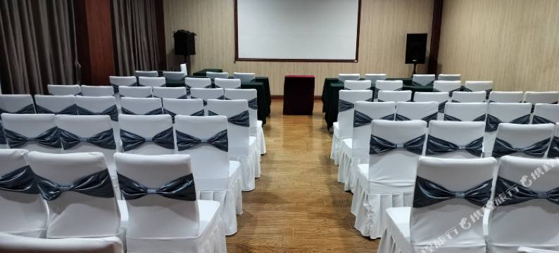 鸿鹄湾酒店(成都双流国际机场西南民族大学店)图片