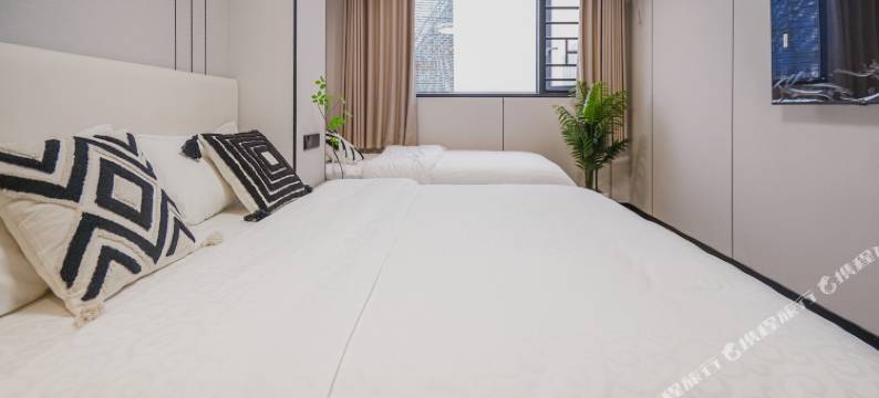 汉街轻奢酒店(楚河汉街SKP店)图片