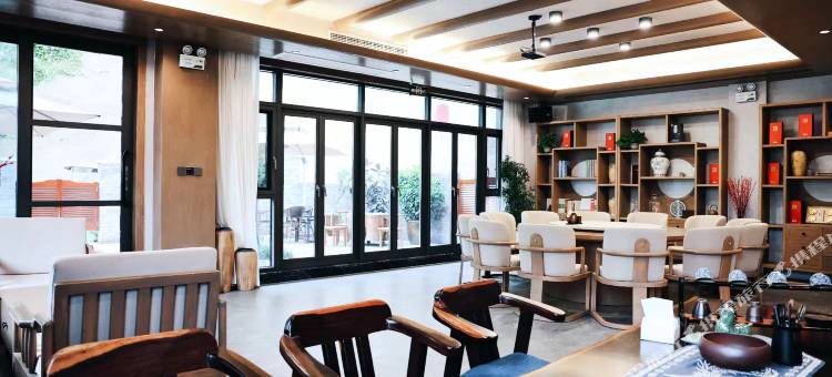 江畔悦居民宿(富顺狮市镇店)图片