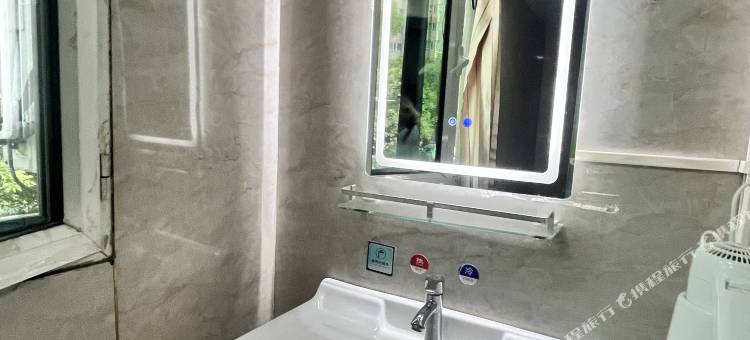 嗨友酒店(天福广场店)图片